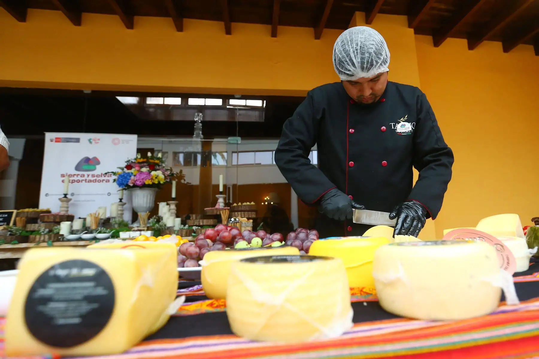 El concurso internacional “Expo Queijo Brasil 2023” se realizó del 24 al 27 de agosto último en el estado de Minas Gerais, Brasil, donde participaron 1,307 muestras de quesos en 50 categorías, provenientes de Brasil, Perú, Argentina, Bolivia, México, Portugal, Italia, Uruguay, Chile y Singapur.
Foto: ANDINA/ Eddy Ramos