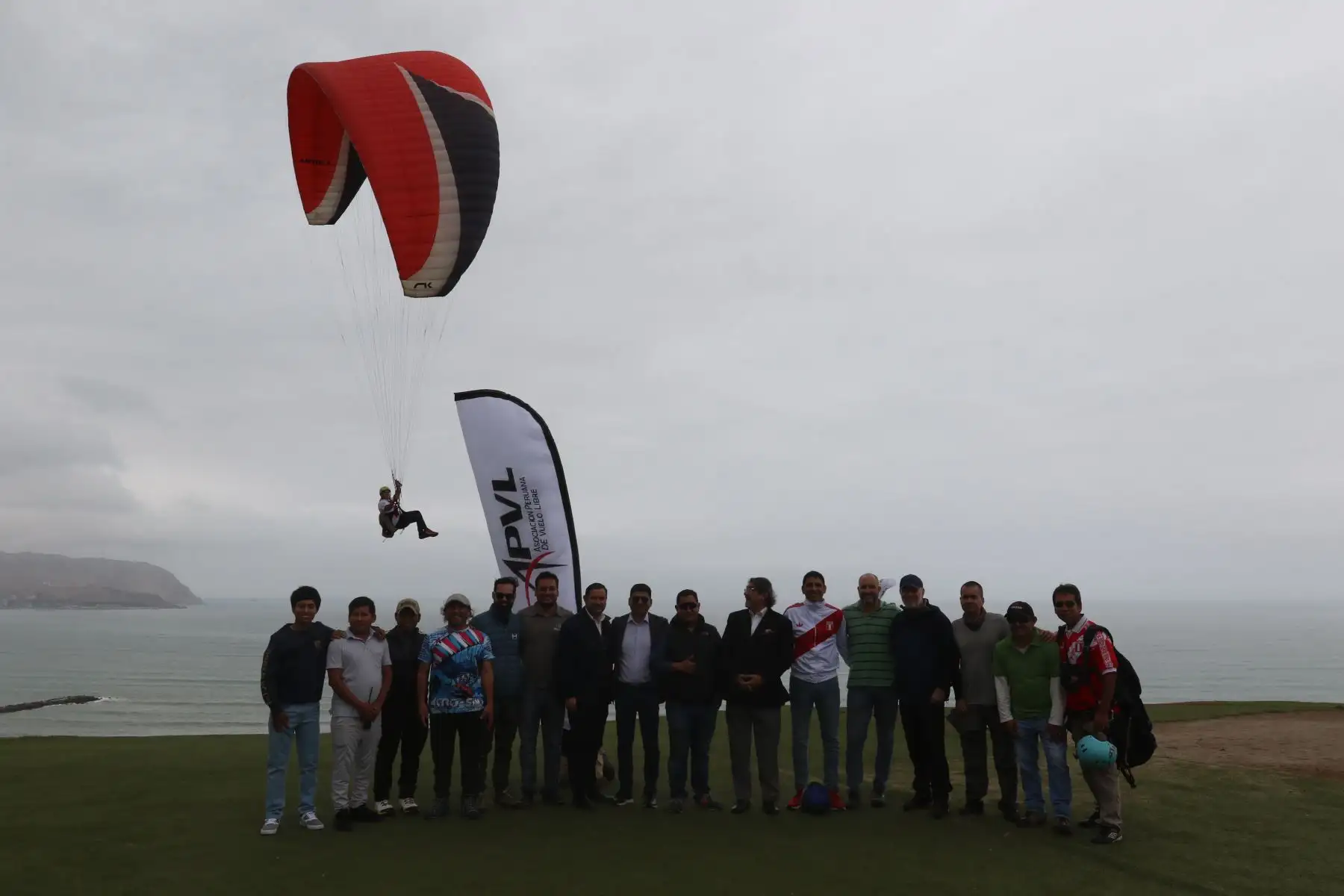 La Municipalidad de Miraflores anuncia reinicio de actividades de Parapente deportivo monoplaza en el distrito.Foto:ANDINA/Hector Vinces.