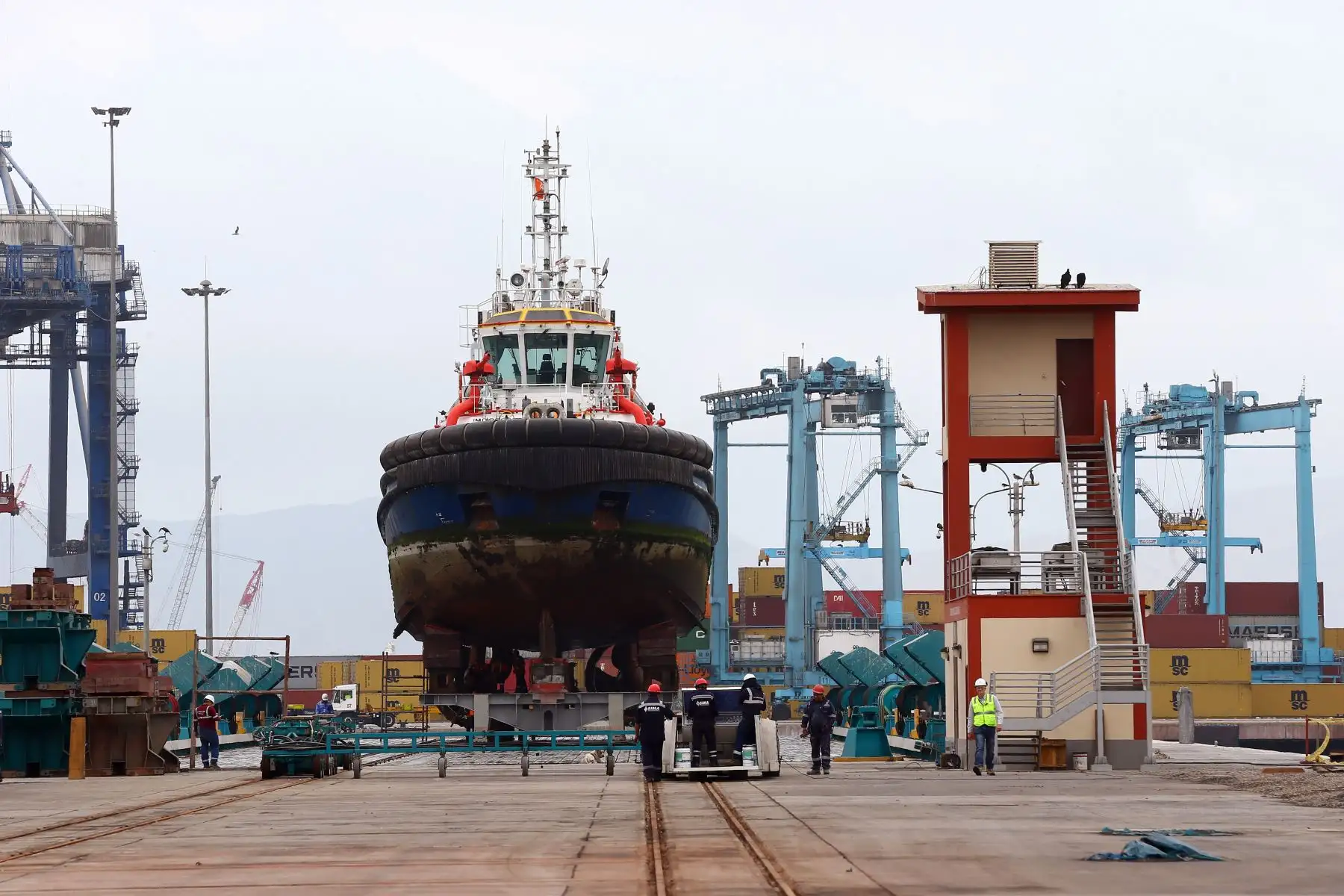 Visita  a las instalaciones del Servicios Industriales de la Marina (SIMA).
Foto: ANDINA/Eddy Ramos