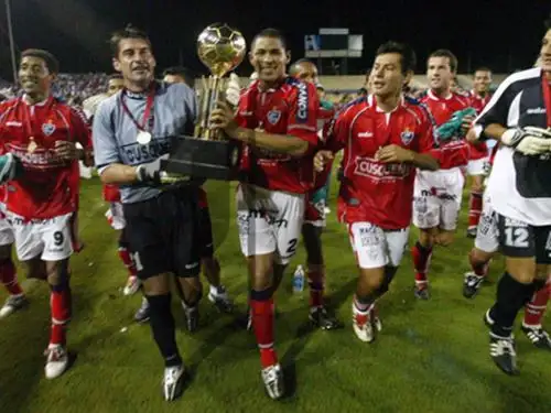Cienciano ganó en el 2004 la Supercopa Sudamericana al vencer al Boca Juniors en Estados Unidos