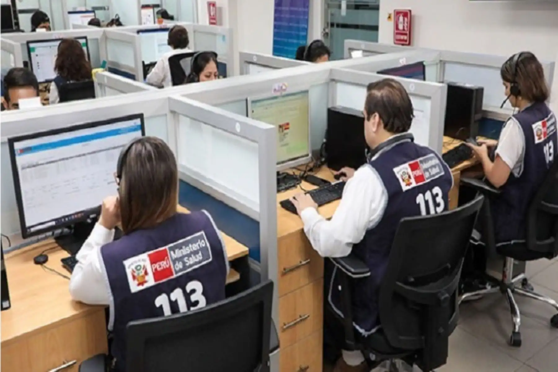 Central 113 Salud atendió más de 3,000 consultas en lo que va del año. Foto: Andina