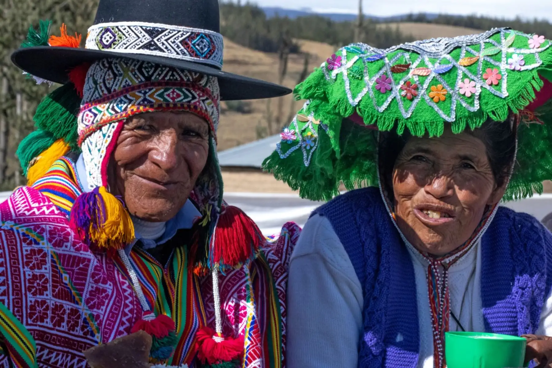 Los invitados compartieron dos mil raciones de capchi, otras dos mil meriendas, seiscientas cajas de espumante cerveza; no faltaron lechones al horno y abundante chicha de jora. Foto: ANDINA/ Carlos Lezama Villantoy