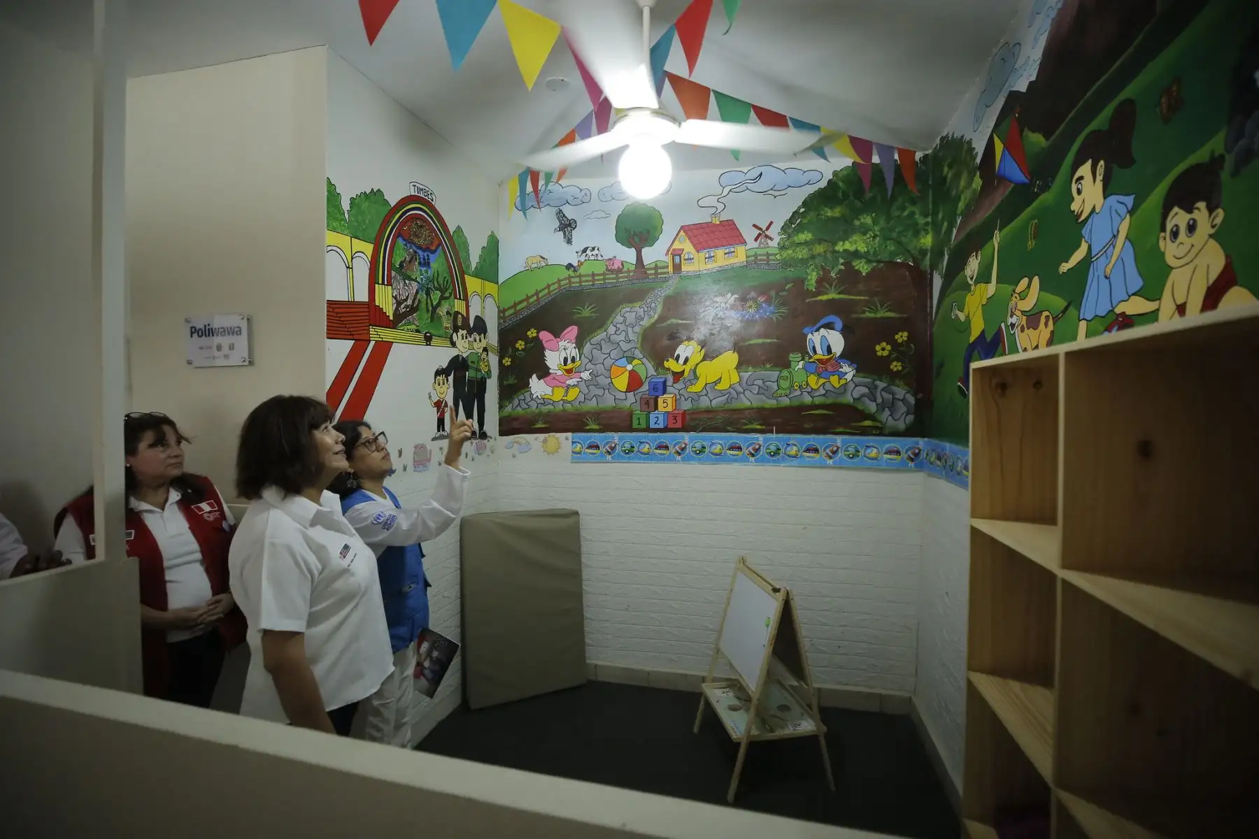 Ministra de la Mujer y Poblaciones Vulnerables, Nancy Tolentino, visitó el Centro Emergencia Mujer Regular de Tumbes
Foto: MIMP