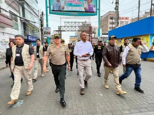 Ministro del Interior, Vicente Romero superviza recuyperación de espacios públicos en Gamarra. Foto: ANDINA/Difusión