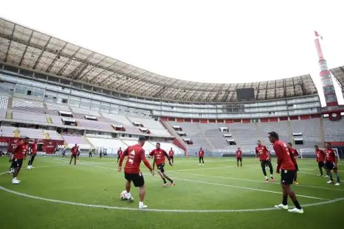 La selección peruana afina su táctica previo al partido con los brasileños