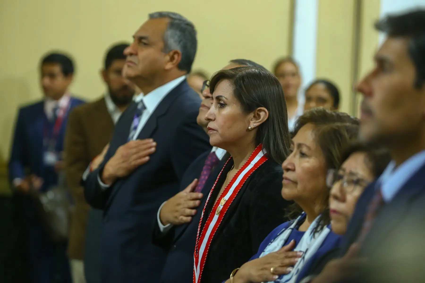 El defensor del pueblo, Josué Gutiérrez Cóndor, acompañado por la presidenta de la República Dina Boluarte, presidió la ceremonia de celebración del 27 aniversario de inicio de funciones de la Defensoría del Pueblo, trayectoria orientada a proteger los derechos humanos de toda la población.
Foto: ANDINA/Eddy Ramos