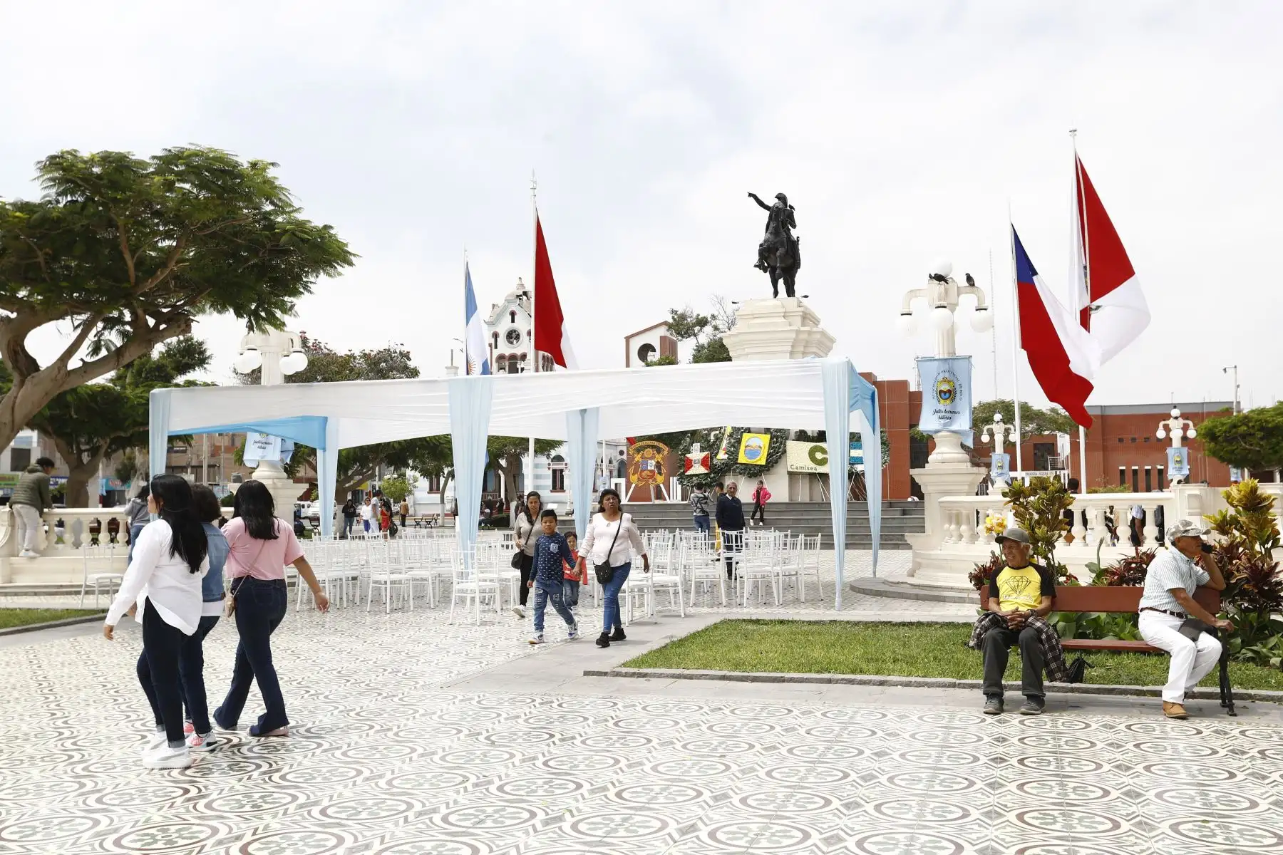 Plaza de Armas de Pisco, en Ica. Foto: ANDINA/Daniel Bracamonte