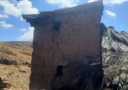 El COER Cusco reportó daños en casas y colegios del distrito de Quehue, tras sismo de magnitud 4.0 registrado en la madrugada del miércoles 13. Foto: ANDINA/difusión.
