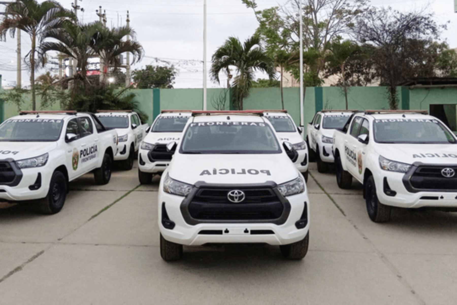 Se adquirieron 53 vehículos para mejorar servicios policiales de diferentes puestos de vigilancia de frontera. Foto: Mininter