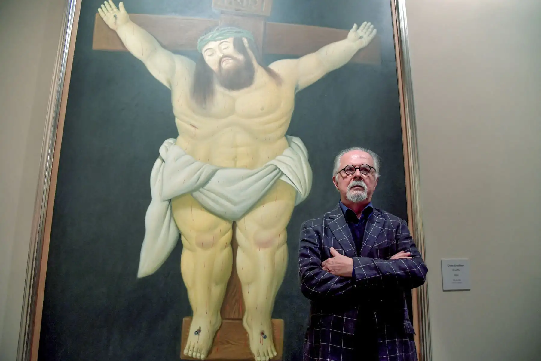 El pintor y escultor colombiano Fernando Botero, el artista colombiano más célebre conocido por sus esculturas de voluptuosas figuras, falleció este viernes a los 91 años de edad, informaron medios locales y autoridades.
Foto: AFP