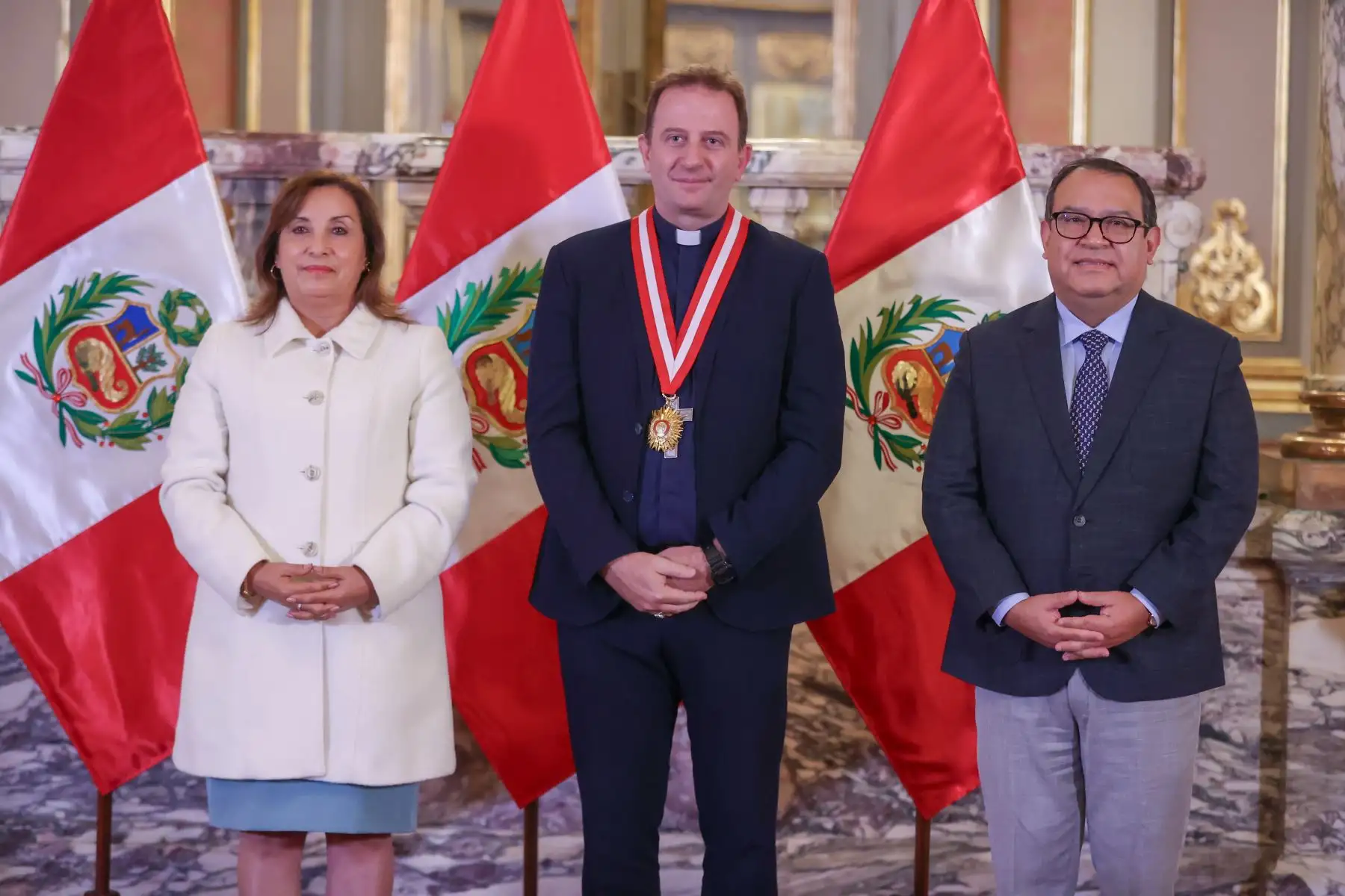 Presidenta de la república, Dina Boluarte, participó en la ceremonia de condecoración Medalla al Mérito Ciudadano. Foto: ANDINA/Prensa Presidencia