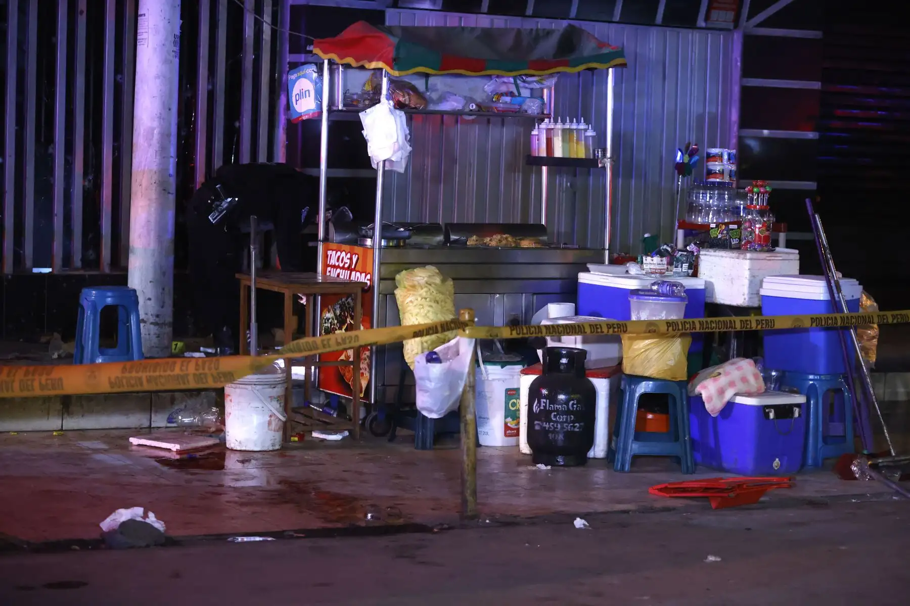 Más de 10 personas heridas se reportan en el distrito de San Juan de Lurigancho tras la explosión de un artefacto aún no identificado, que de acuerdo con los primeros reportes se trataría de productos pirotécnicos o una granada. Foto: ANDINA/Vidal Tarqui