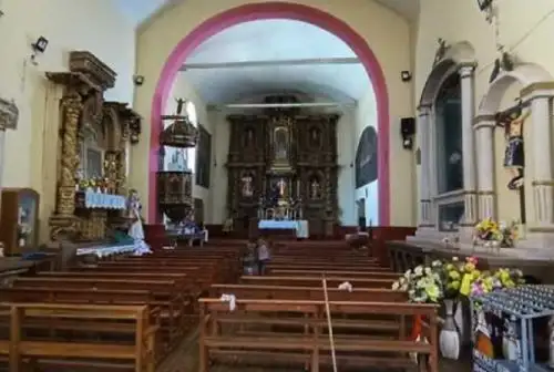 El Ministerio de Cultura, a través de la Dirección Desconcentrada de Cultura de Puno y en coordinación con la Municipalidad Distrital de Nuñoa, ubicada en la provincia de Melgar, en el departamento de Puno, organizó una jornada de limpieza general en el templo San Pedro Apóstol de Nuñoa, para su recuperación y conservación.