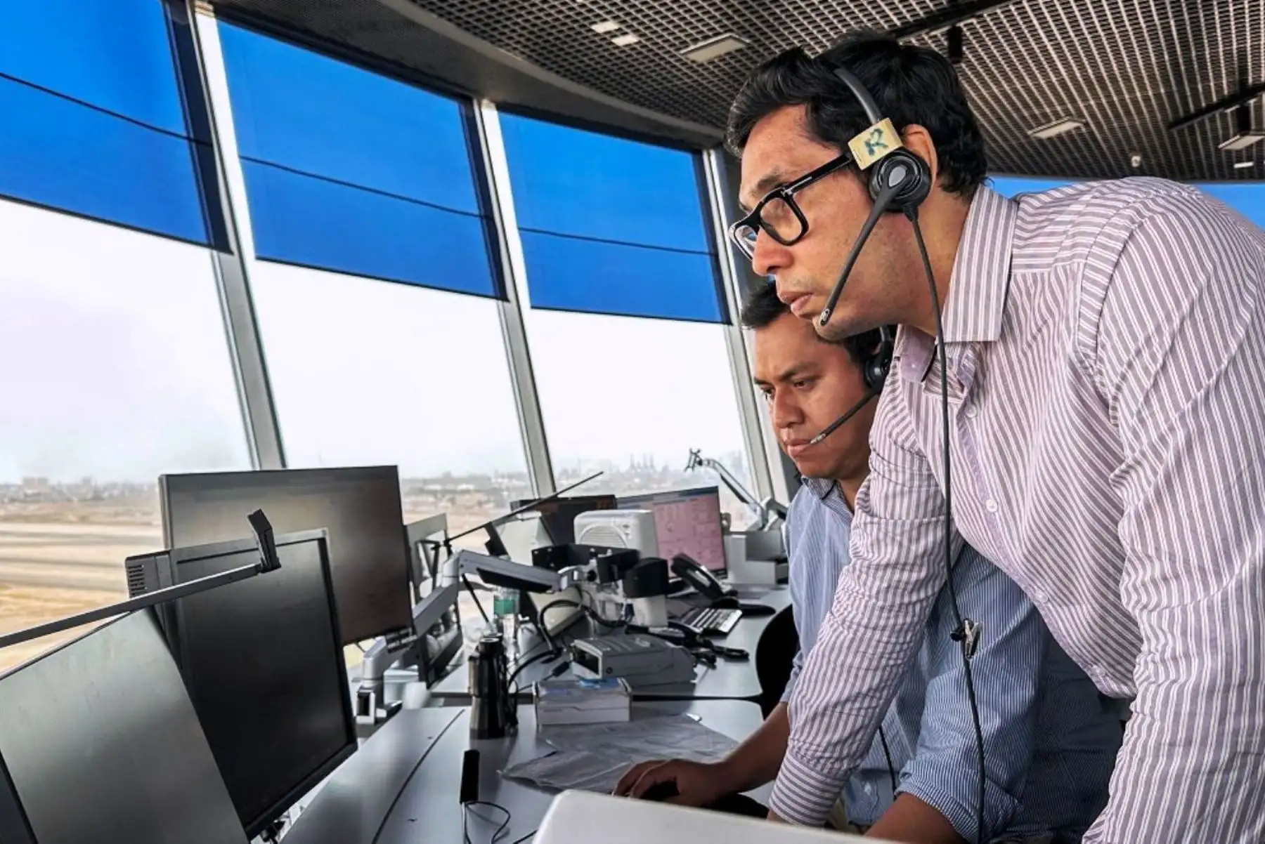 Los controladores aéreos son los encargados de supervisar y controlar la circulación de todas las aeronaves en su territorio. Foto: ANDINA/ Braian Reyna.