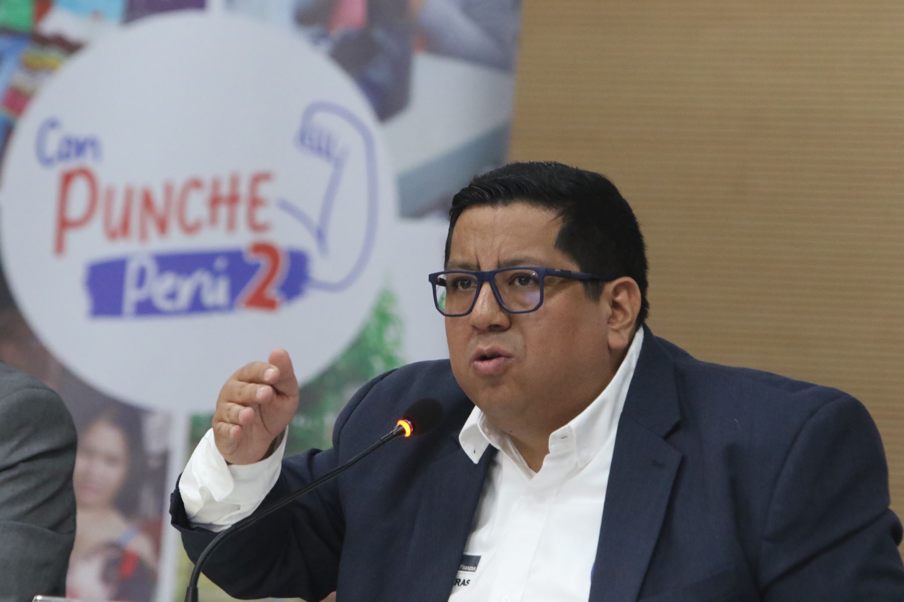 Ministro de Economía y Finanzas, Alex Contreras. ANDINA/Héctor Vinces