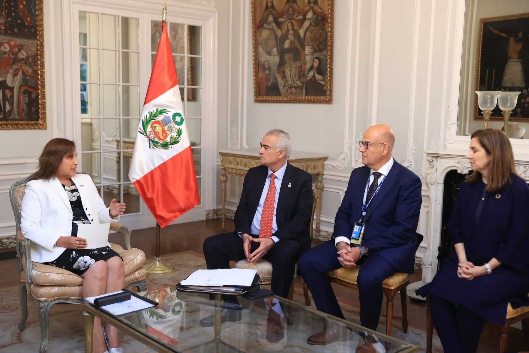 Presidenta Dina Boluarte se reunió con el secretario ejecutivo de la Comisión Económica para América Latina y el Caribe CEPAL, José Manuel Salazar.
Foto: ANDINA/Prensa Presidencia