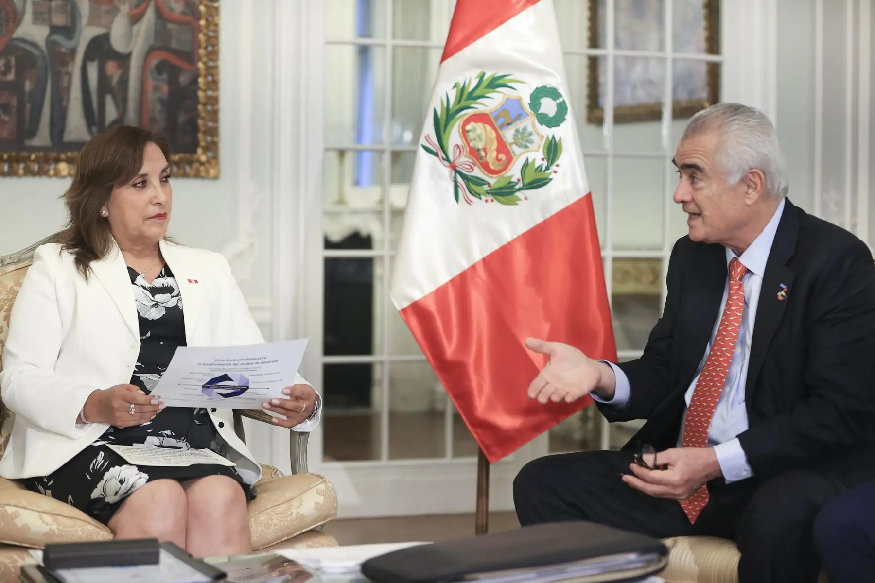 Presidenta Dina Boluarte se reunió con el secretario ejecutivo de la Comisión Económica para América Latina y el Caribe CEPAL, José Manuel Salazar.
Foto: ANDINA/Prensa Presidencia
