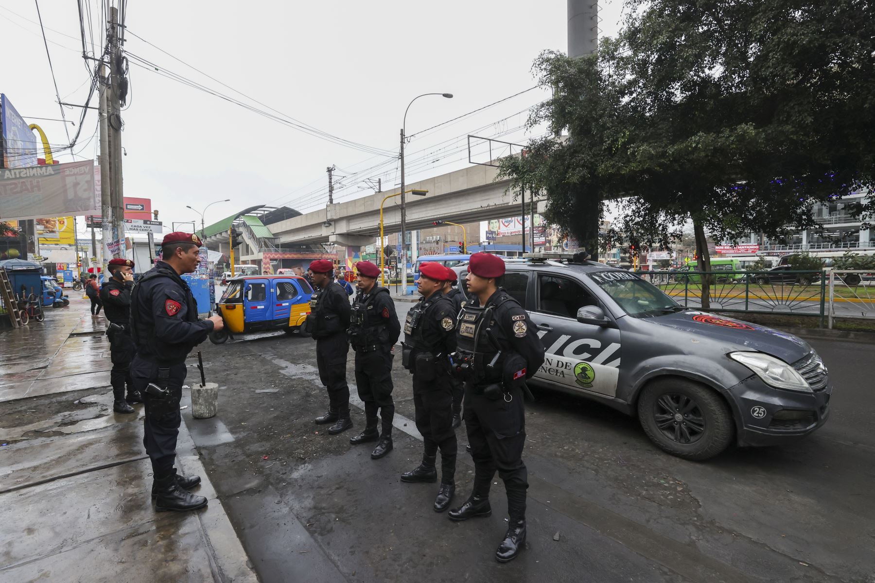 La Policía Nacional del Perú (PNP) coordinará con las Fuerzas Armadas y otras instituciones para que presten su colaboración, en el marco de sus competencias, con la finalidad de ejercer el control territorial en los distritos mencionados. Foto: ANDINA/ Juan Carlos Guzmán