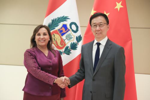 Presidenta Dina Boluarte sostuvo reunión bilateral con el vicepresidente de la República Popular China, Han Zheng
