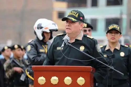 El comandante general de la Policía Nacional del Perú, general Jorge Angulo, durante actividad en el distrito de San Juan de Lurigancho. Foto: ANDINA/Difusión.
