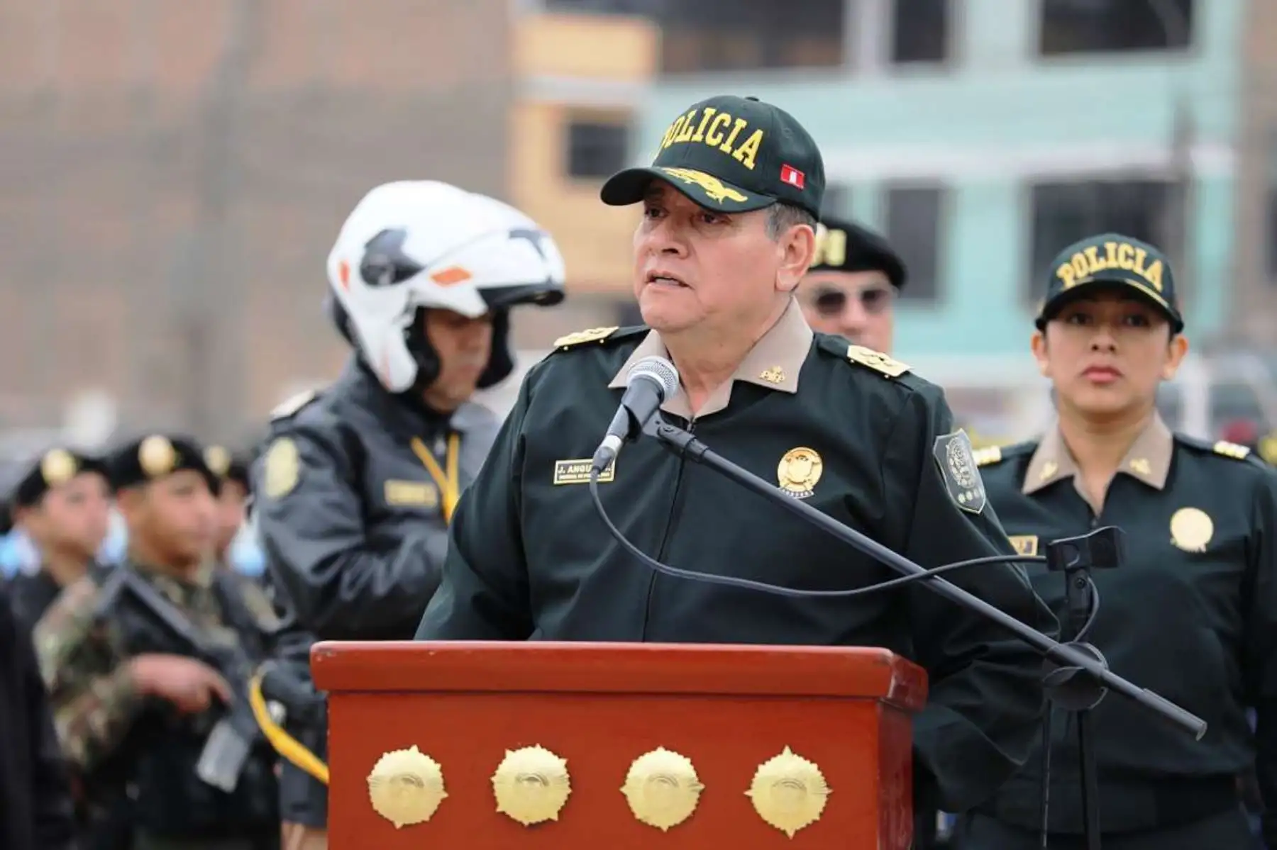 El comandante general de la Policía Nacional del Perú, general Jorge Angulo, durante actividad en el distrito de San Juan de Lurigancho. Foto: ANDINA/Difusión.