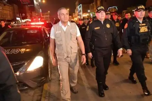 Ministro del Interior supervisa operaciones de rastrillaje en San Juan de Lurigancho. Foto: ANDINA/difusión.