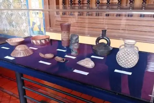 Bienes culturales repatriados por el Ministerio de Relaciones Exteriores. Foto: Ministerio de Cultura/Difusión.