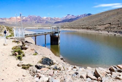 La represa de Paucarani, la principal abastecedora de agua a Tacna, solo se encuentra al 30% de su capacidad de almacenamiento, con 3.3 millones de metros cúbicos, casi en situación de emergencia.