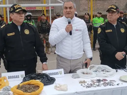 El ministro del Interior, Vicente Romero, señaló que cada burgomaestre tiene que preocuparse por la prevención social y no solo por el control del delito. Foto: ANDINA/difusión.