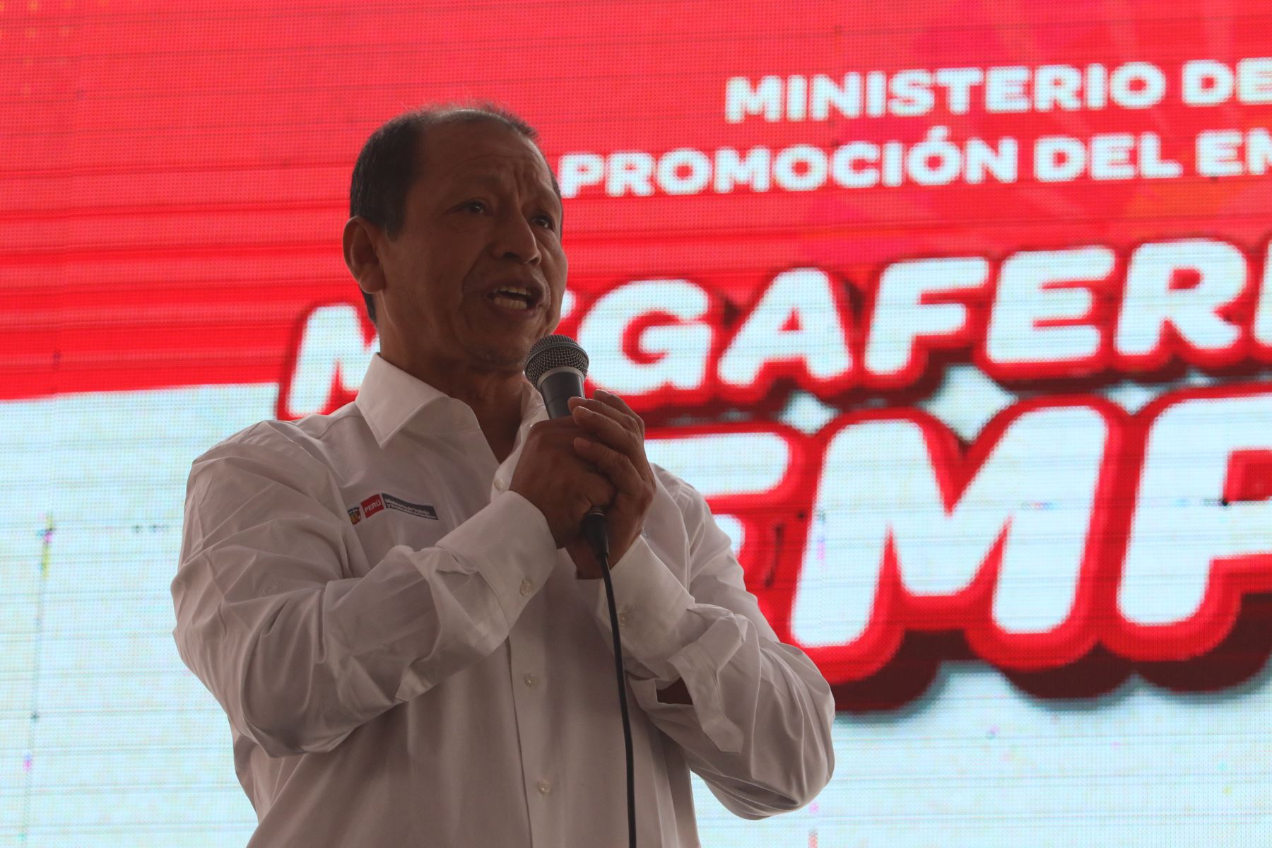 Ministro Daniel Maurate inauguró Megaferia del Empleo Lima Norte en Comas.  ANDINA/Héctor Vinces