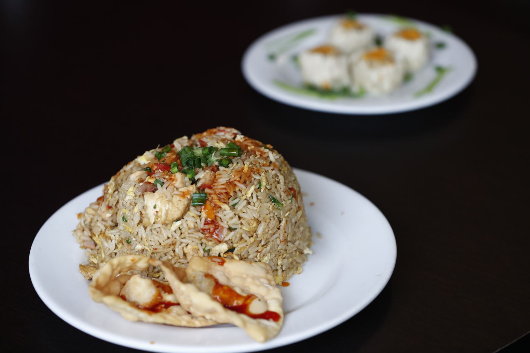 Este es el arroz chaufa de chancho y pato del Chifa San Joy Lao de Surco, el cual obtuvo el primer puesto en un importante certamen gastronómico internacional. Foto: ANDINA/Daniel Bracamonte