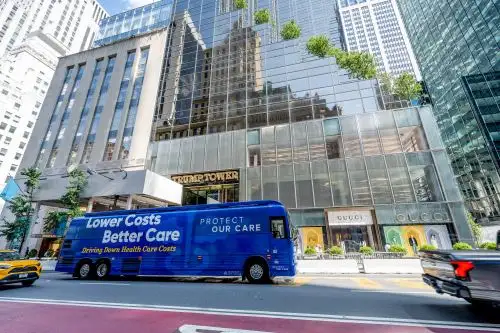 Edificio de la Torre Trump de la Quinta Avenida, en Nueva York, Estados Unidos. Foto: AFP