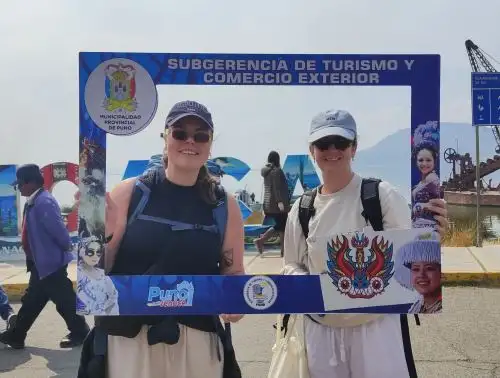 Puno va camino a reactivar su turismo y ayer organizó diversas actividades de bienvenida por el Día Mundial del Turismo a los turistas que visitan esta región. Foto: Alberto Alejo
