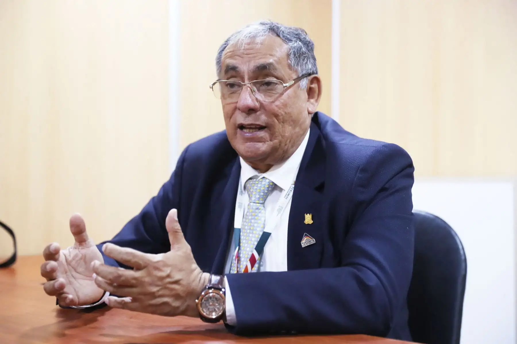 Ministro de Energía y Minas, Öscar Vera Gargurevich. ANDINA/Ricardo Cuba