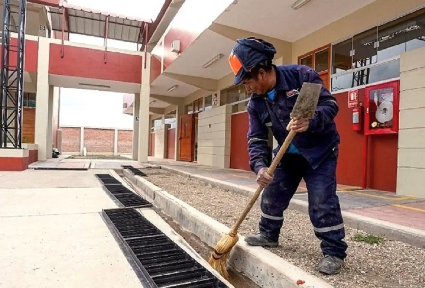 Un total de S/ 18 millones destinará Lambayeque para preparar a los colegios de esta región ante la llegada del Fenómeno El Niño. ANDINA/Difusión