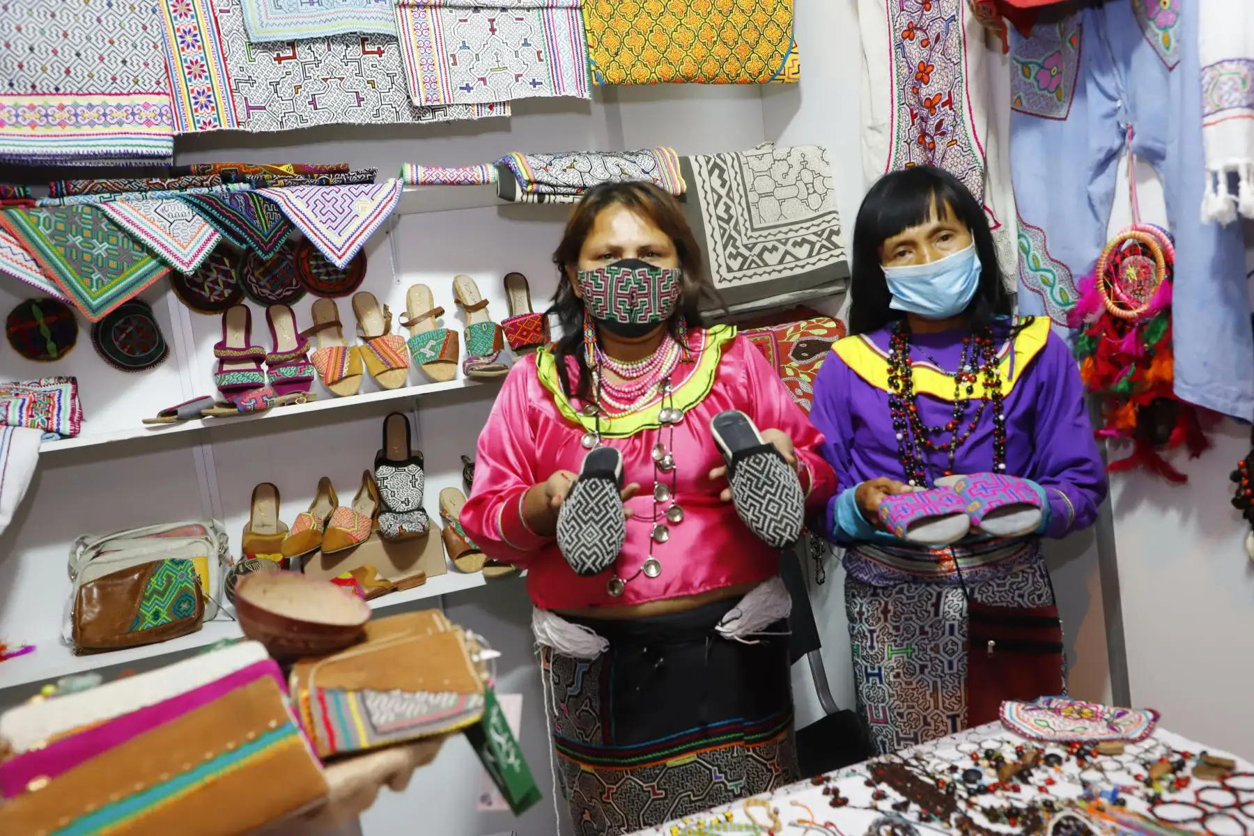 Ministerio de Comercio Exterior y Turismo, lanza convocatoria para el Premio Nacional a la Mujer Artesana 2023. Foto: Mincetur