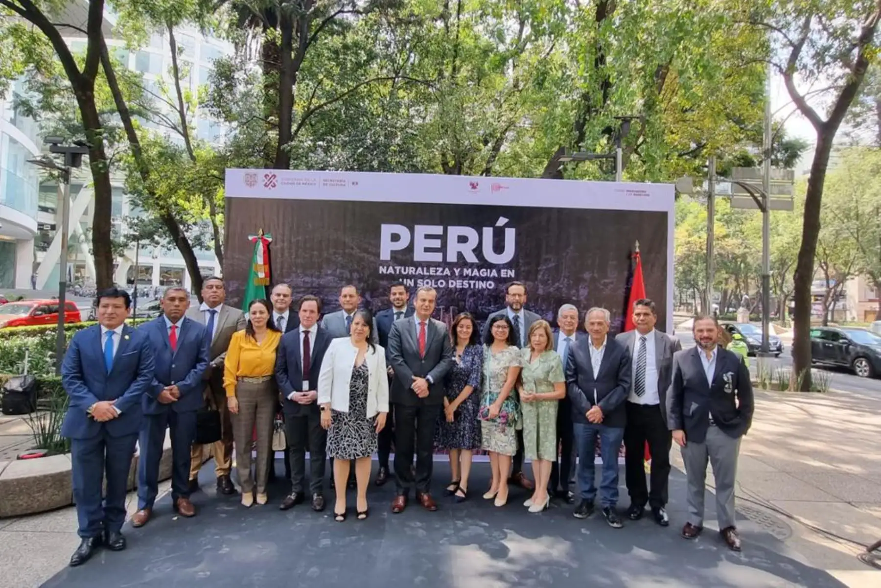 Perú comparte sus paisajes en el paseo de las culturas amigas con la exposición "Perú"  naturaleza y magia en un solo destino. Foto:ANDINA/ Difusión