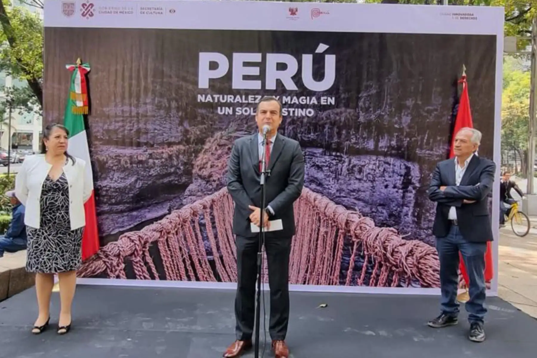 Perú comparte sus paisajes en el paseo de las culturas amigas con la exposición "Perú"  naturaleza y magia en un solo destino. Foto:ANDINA/ Difusión