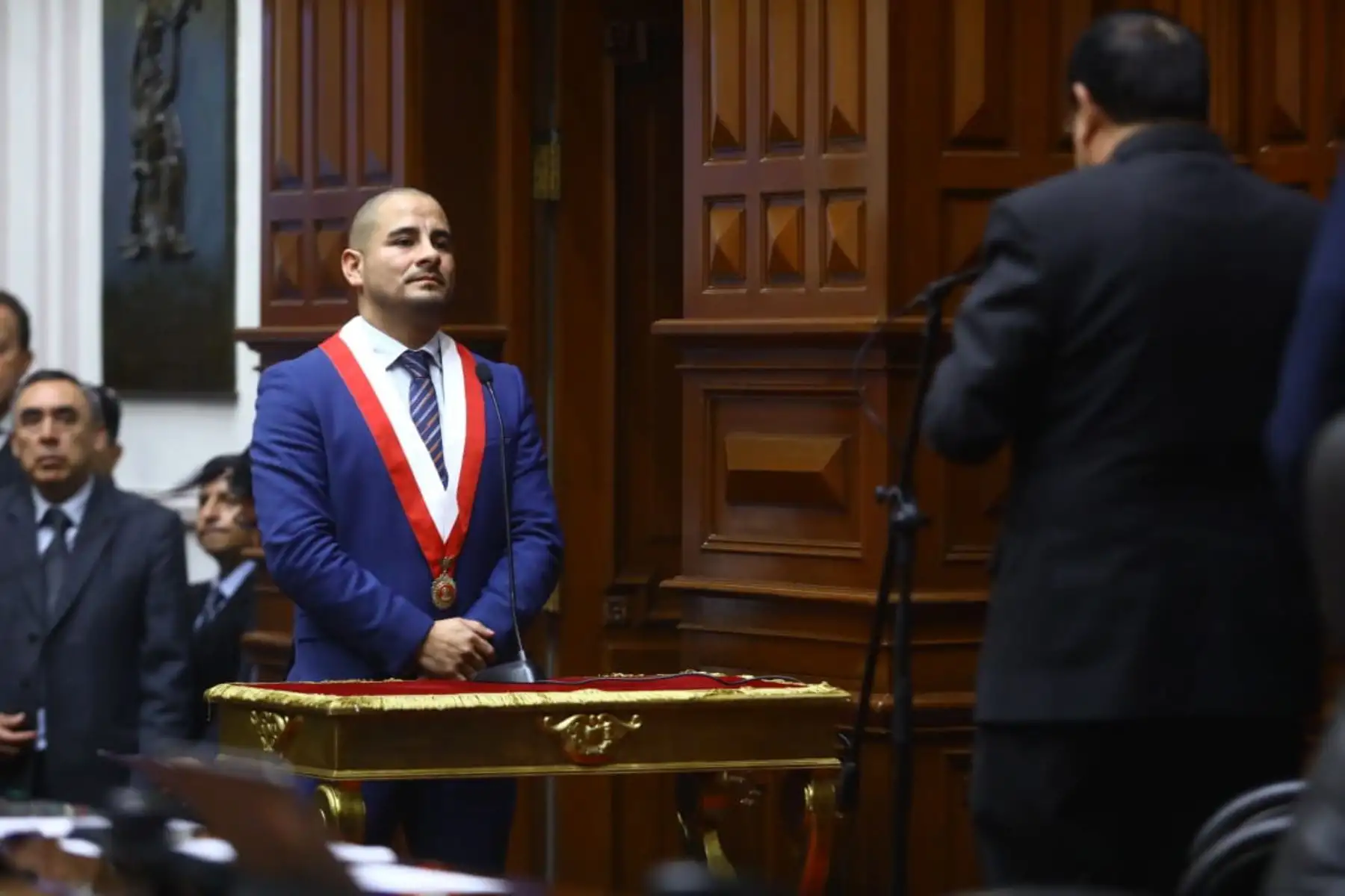 El Pleno eligió a Arturo Alegría, vocero titular de Fuerza Popular, para ocupar el cargo de la primera vicepresidencia de la Mesa Directiva del Parlamento. Arturo Alegría asume como primer vicepresidente, luego de retiro de Wilson Soto.
Foto: ANDINA/Congreso