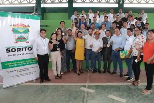 El ministro de Salud, César Vásquez llegó hasta el distrito de Soritor, provincia de Moyobamba, región San Martín, para fijar acuerdos en el fortalecimiento del primer nivel de atención e implementar un "shock de servicios" que van a mejorar la infraestructura y garantizar suficientes recursos humanos, brindando el servicio adecuado a la población y evitando el congestionamiento y la saturación de los hospitales.