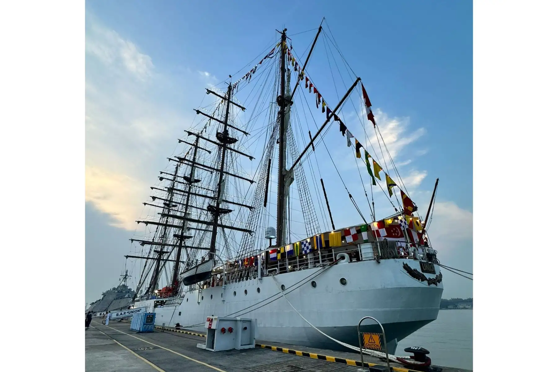 El B.A.P. “Unión”, continuará con su histórico viaje de instrucción al extranjero, siguiendo su itinerario a Bombay (India), cruzará el canal de Suez para seguir en Alejandría (Egipto), Civitavecchia (Italia), La Spezzia (Italia), El Pireo (Grecia), Tolón (Francia), Málaga (España), Cádiz (España), Tanger Med (Marruecos), Baltimore (EE. UU.), Miami (EE. UU.), Kingston (Jamaica), Curazao (Países Bajos), atravesará el canal de Panamá para arribar a Balboa (Panamá) antes retornar al Callao. Foto: difusión