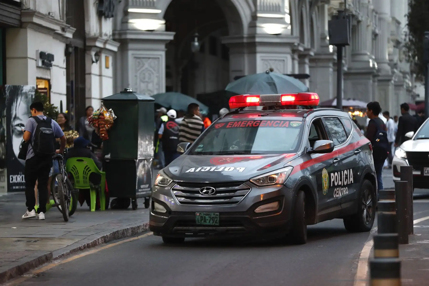 El Poder Ejecutivo declaró el estado de emergencia en el Cercado de Lima y Lince con el fin de luchar contra la inseguridad ciudadana, además de combatir el proxenetismo y la prostitución. Foto: ANDINA/Daniel Bracamonte