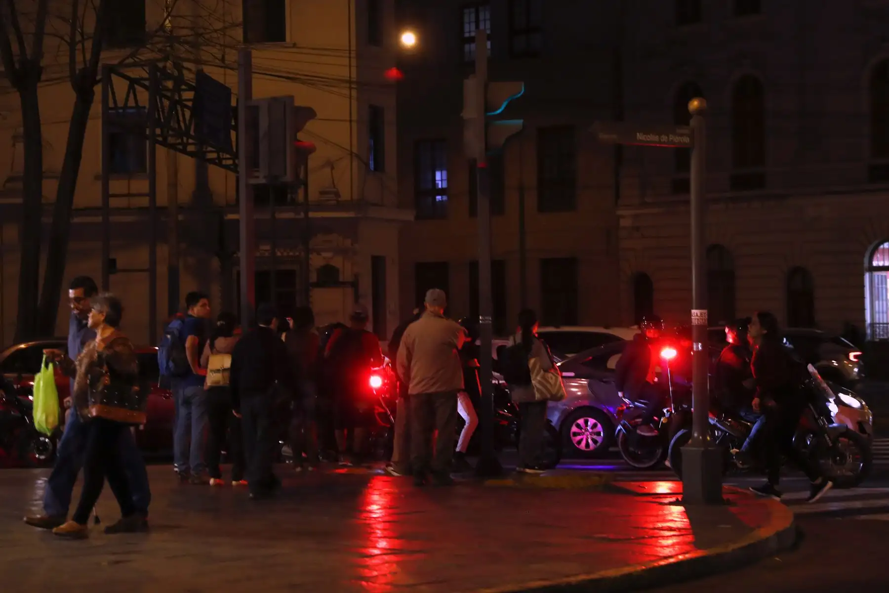 El Poder Ejecutivo declaró el estado de emergencia en el Cercado de Lima y Lince con el fin de luchar contra la inseguridad ciudadana, además de combatir el proxenetismo y la prostitución. Foto: ANDINA/Daniel Bracamonte