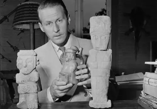 Entre los numerosos investigadores y académicos europeos que llegaron al Perú en el siglo XX atraídos por su cautivante, vasta y ancestral riqueza cultural destaca el noruego Thor Heyerdahl, quien contribuyó a la arqueología e historia peruana liderando una expedición que demostró que los antiguos peruanos llegaron a la Polinesia navegando a través del océano Pacífico, el más extenso del planeta. Fotos: Museo Kon-Tiki de Noruega.