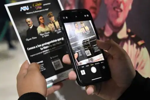En las estaciones Naranjal y Matellini, y en las estaciones Central, Tomás Valle, UNI, Javier Prado y Canaval y Moreyra del Metropolitano, todas las personas que lo deseen pueden conectarse a la plataforma Spotify, para disfrutar de buena música mientras viaja. ANDINA/ ATU.