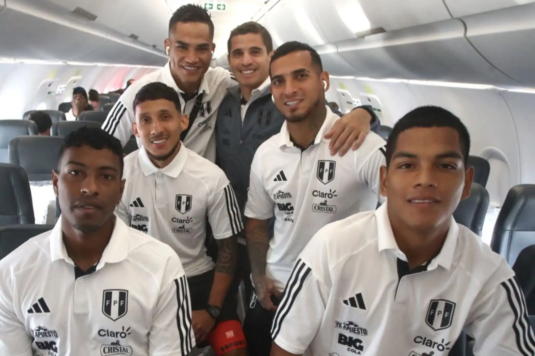 La Selección Peruana de Fútbol ya se encuentra en Santiago de Chile para su próximo duelo de clasificatoria al Mundial 2026. Foto: FPP