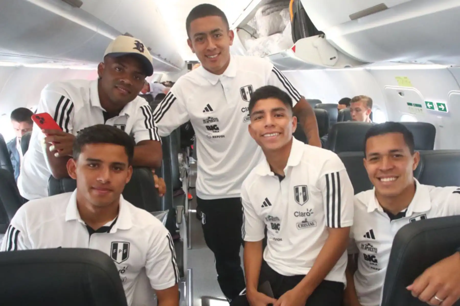 La Selección Peruana de Fútbol ya se encuentra en Santiago de Chile para su próximo duelo de clasificatoria al Mundial 2026. Foto: FPP