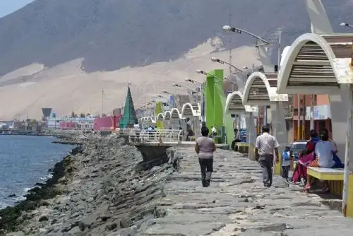 Chimbote: instalan equipos del Sistema de Alerta Temprana ante tsunamis