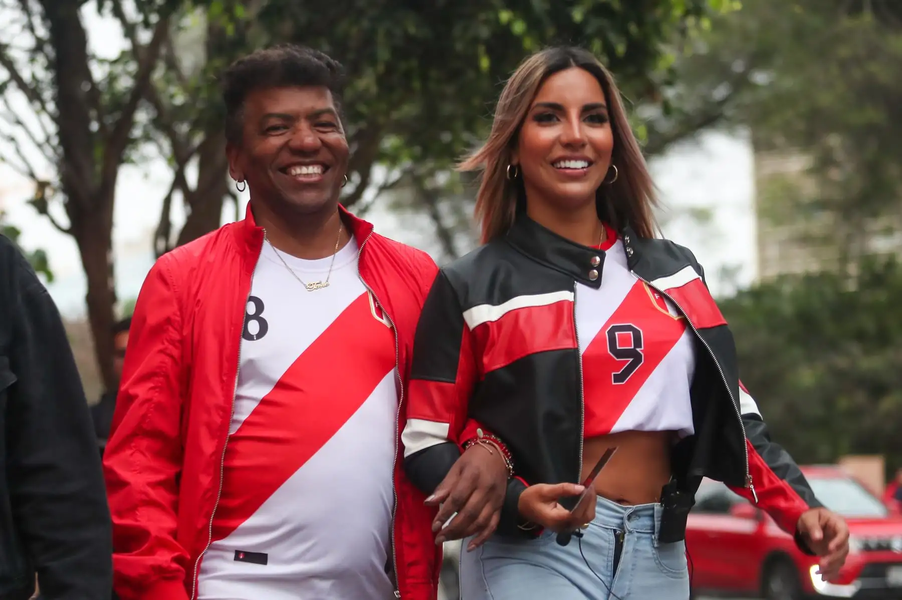 Desde Miraflores, los hinchas de la Selección Peruana de Fútbol esperan con gran expectativa el encuentro contra Chile por la tercera fecha de las eliminatorias sudamericanas para el Mundial 2026. Foto: ANDINA/Ricardo Cuba