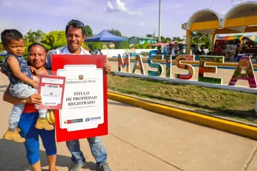 Ucayali: Familias del distrito fronterizo de Masisea reciben títulos de propiedad